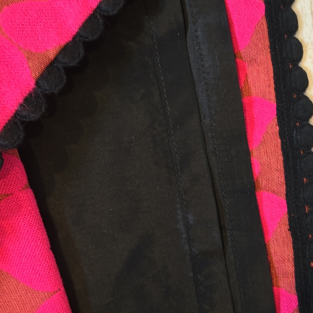 Sara Campbell Pink/Brown Abstract Houndstooth Design Pencil Skirt with Bow Belt - Picture 3 of 9